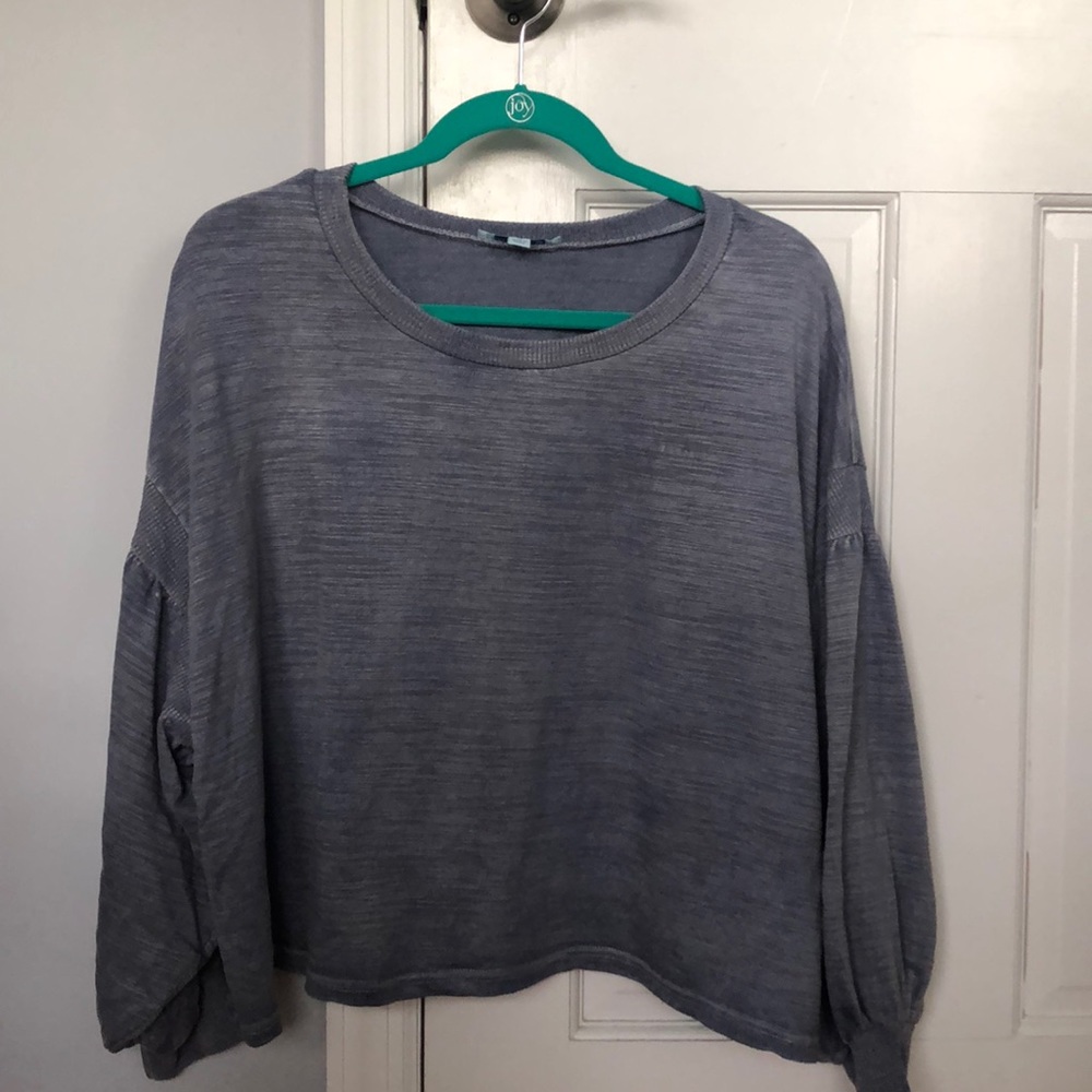 Faded blue long sleeve comfy long sleeve